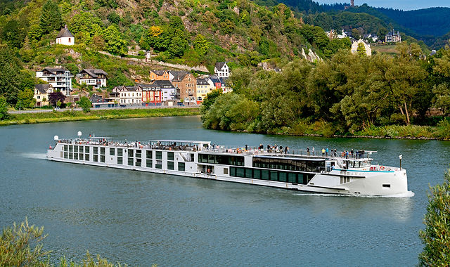 Rhine River “Bear”varian Christmas Markets 2024 on the Transcend Advance — event flyer